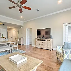  Apartment Luxurious Alerio Condo - Steps To Private Beach! United States